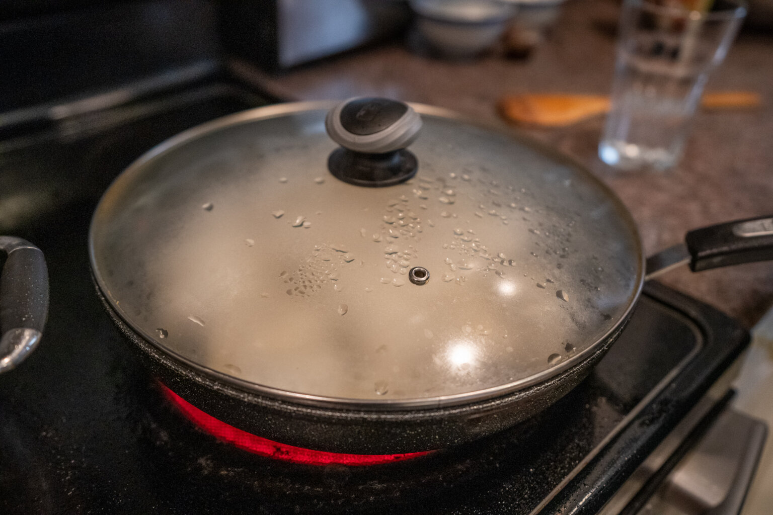 6 Easy and Delicious Ways to Cook Frozen Dumplings (Step by Step!) A